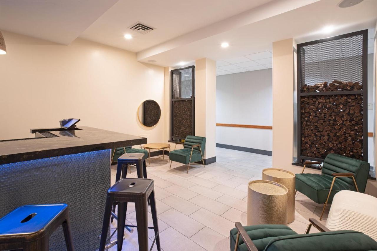 Holiday Inn & Suites Goodyear - West Phoenix Area By Ihg Dış mekan fotoğraf