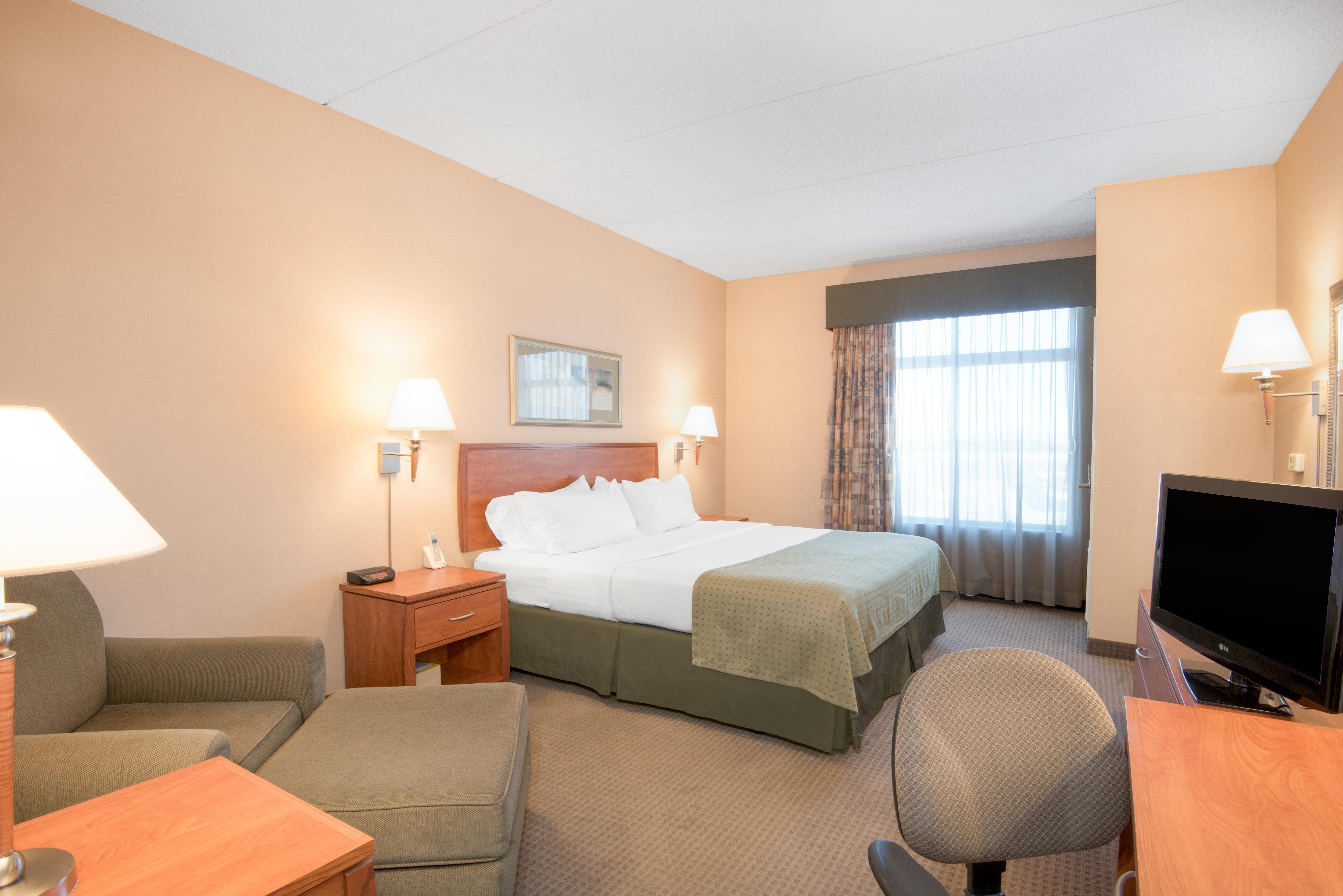 Holiday Inn & Suites Goodyear - West Phoenix Area By Ihg Dış mekan fotoğraf