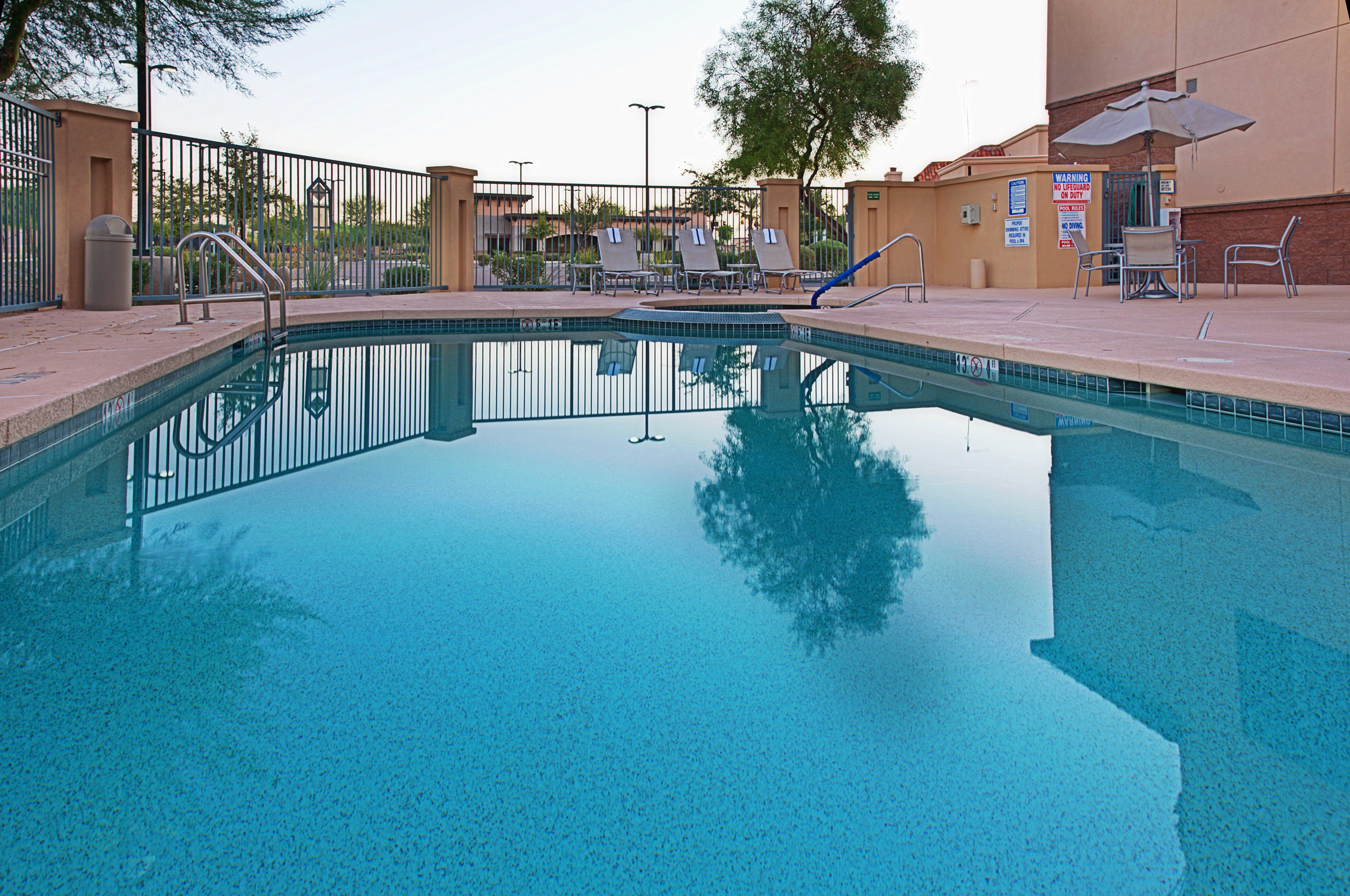 Holiday Inn & Suites Goodyear - West Phoenix Area By Ihg Konforlar fotoğraf